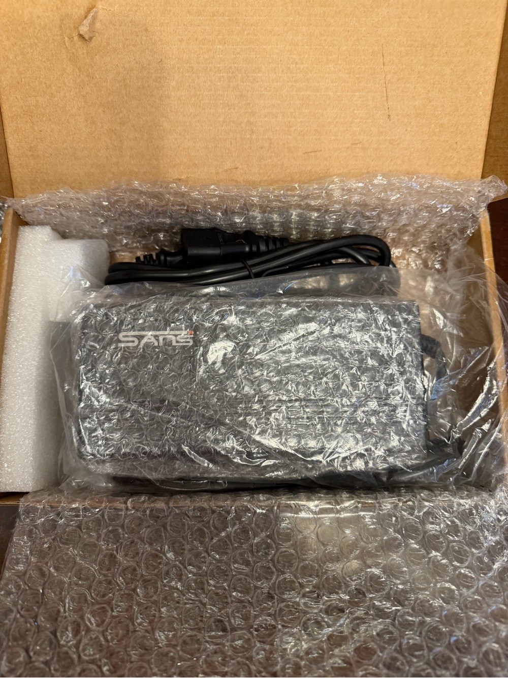 SANS li-ion battery charger